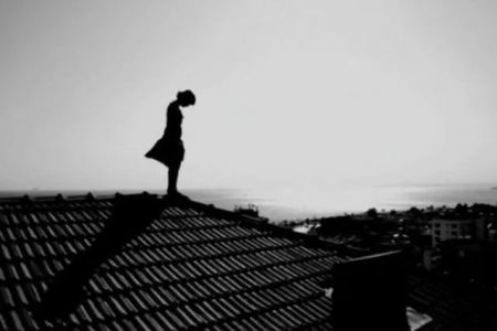 Дүньяда ҳәр 40 секундта бир адам өз жанына қастыянлық етпекте