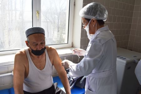 Қарақалпақстанда коронавирусқа қарсы шаншыў илажлары басланды