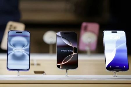 Трамп енгизген бажылар себепли iPhone баҳалары 30 процентке қымбатлаўы мүмкин