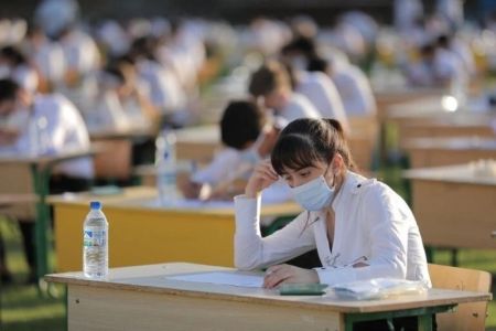 Жоқары оқыў орынларына қабыллаў параметрлериниң тиллер кесиминдеги бөлистирилиўи тастыйықланды
