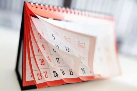 Жаңа жыл байрамындағы ҳәм 2023-жылдағы қосымша дем алыс күнлери мәлим болды