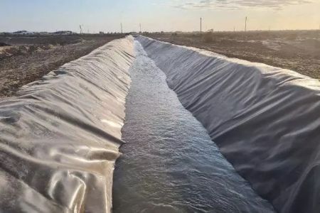Мойнақта суўды үнемлеўши технологиялар қурылды
