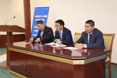 «Жаслар орайы»нда миллий ҳәм диний кеңпейилликтиң әҳмийетине арналған конференция болып өтти (фоторептортаж)