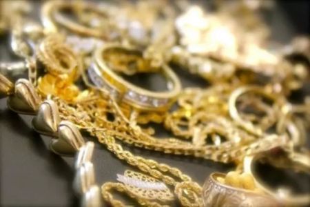 Өзбекстанда зергерлик буйымларын ислеп шығарыў, импорт етиў ҳәм реализациясын қадағалаў тәртиби белгиленди
