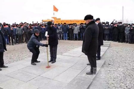 Хорезмди Қарақалпақстан менен байланыстыратуғын жаңа көпирдиң қазығы қағылды