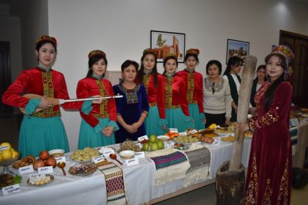 «Жаслар орайы»нда миллий тағамлар фестивалы болып өтти (фоторепортаж)