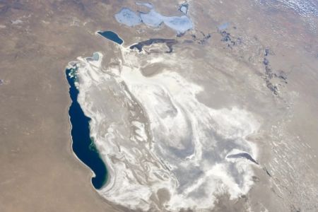 «USAID» Арал теңизи аймағында шөллениўдиң унамсыз ақыбетлери менен гүресиў мақсетинде 1,6 миллион доллар ажыратты