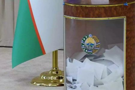 Орайлық сайлаў комиссиясы Президент сайлаўының дәслепки нәтийжелери жәрияланғаны ҳаққындағы хабарға рәсмий билдириў жәриялады